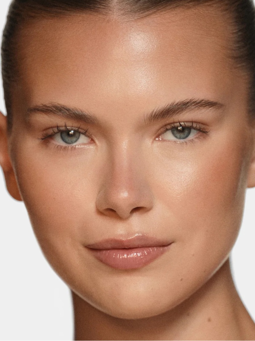 RHODE Pocket Bronzer in “Sip” light to light -medium with golden undertone